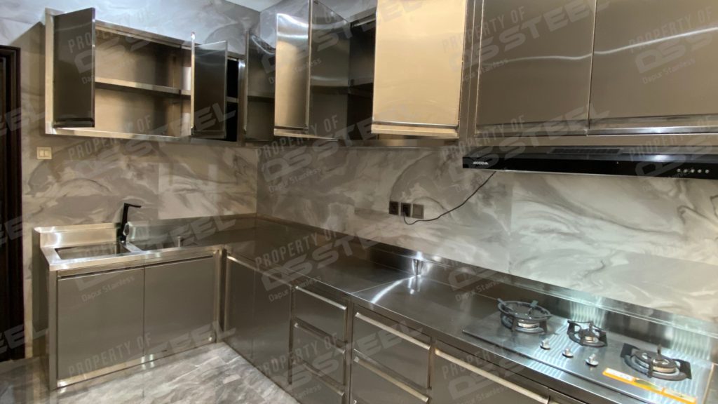 kitchen set stainless steel