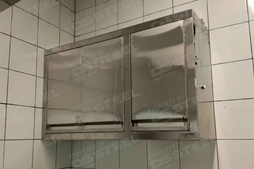 kabinet dinding