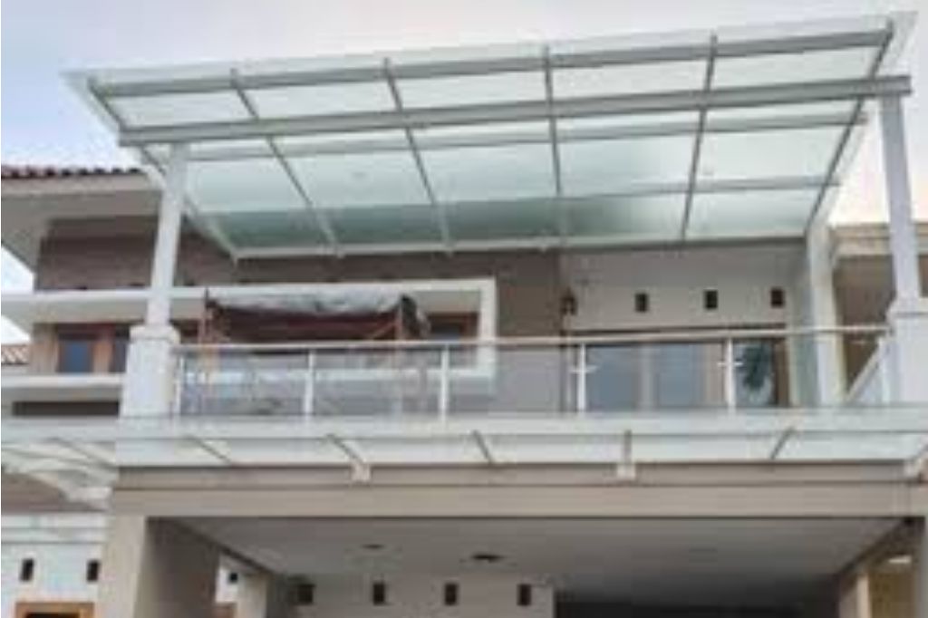 kanopi balkon minimalis