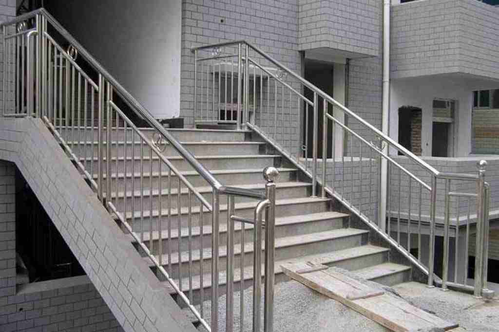harga railing tangga stainless per meter